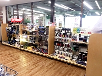 タイヤ館 石神井 店内